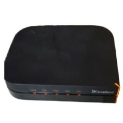 Network Switch 5 Port – High Speed Ethernet LAN Hub with 4 Gigabit Ports for Home Office Internet Sharing