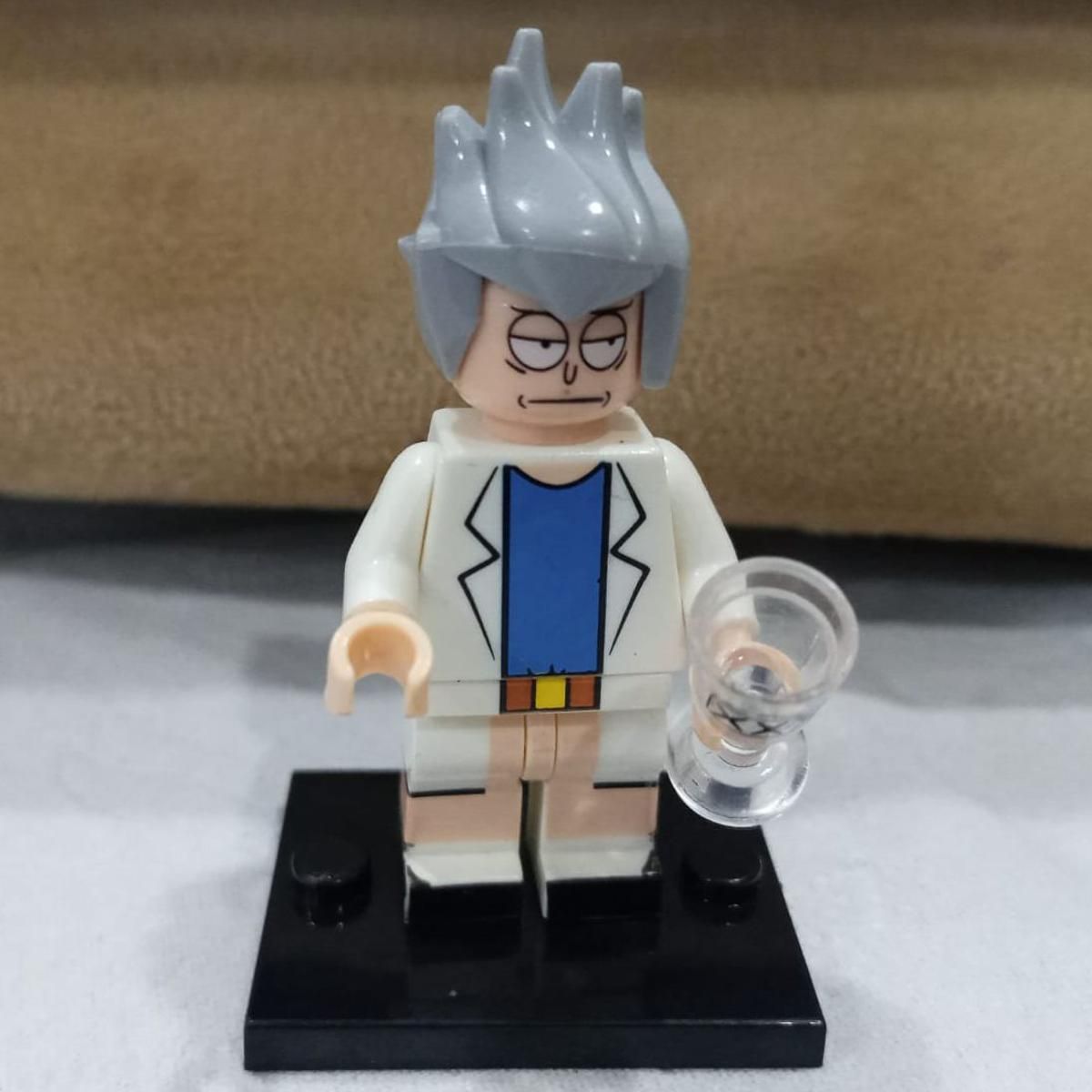 LEGOO Series Collectible Minifigure - Hair Spiked Minifig Goblet legoo Compatible Building Blocks