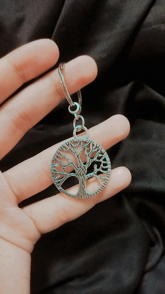 Tree of life keychain All Metal Antique Silver Family Gift Key Ring