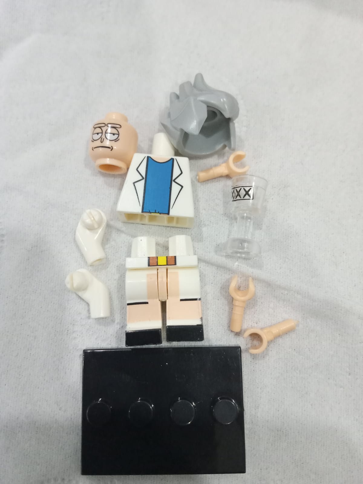 LEGOO Series Collectible Minifigure - Hair Spiked Minifig Goblet legoo Compatible Building Blocks