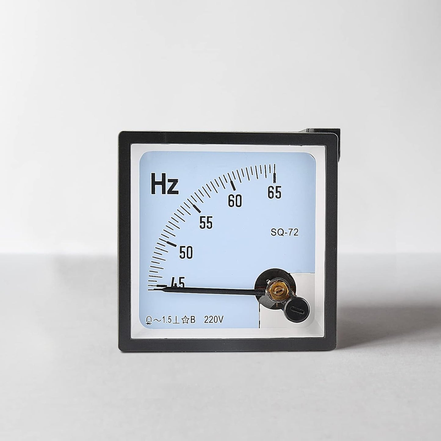 45–65 Hz Analog Frequency Panel Meter, 1.5% Accuracy Pointer Type – AC 220 V Hertz Meter (1 Pack)