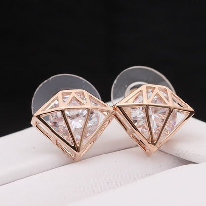 Fashion Ear Wearing Crystal Shape Stud Gold Color Womens Earings And Accessories