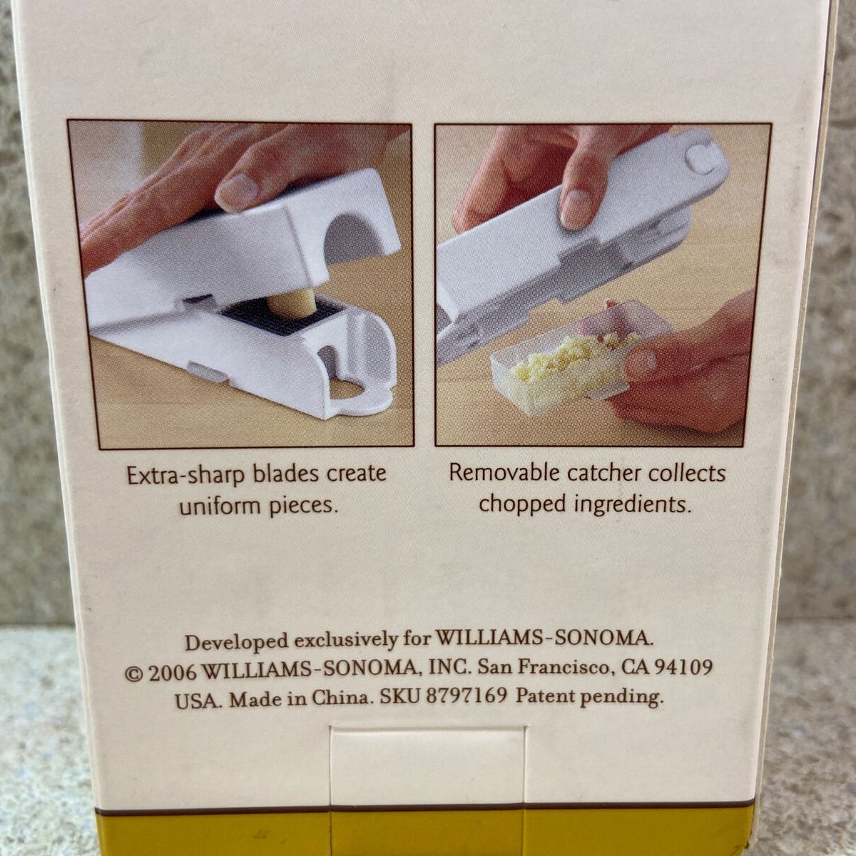 Williams-Sonoma Manual Garlic Chopper Quickly slices and dices garlic shallots ginger and other small ingredients