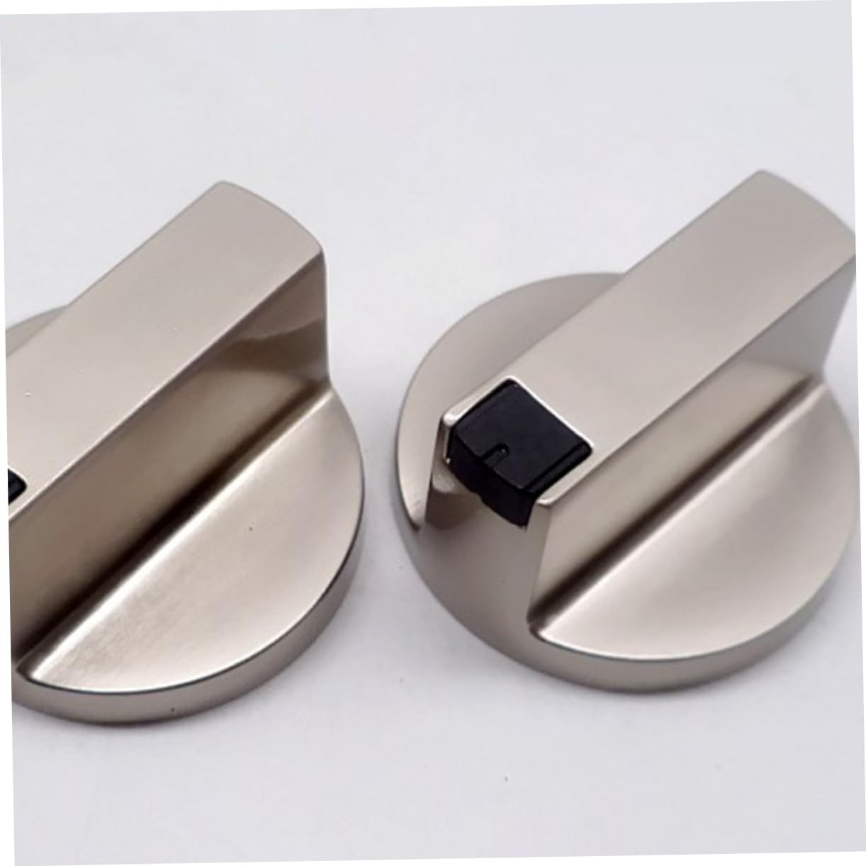 2 Pcs Universal Gas Stove Cooker Knobs – Zinc Alloy 6mm Oven Control Knobs, Silver Rotary Switch Replacement with Adapter for Gas Stove & Oven