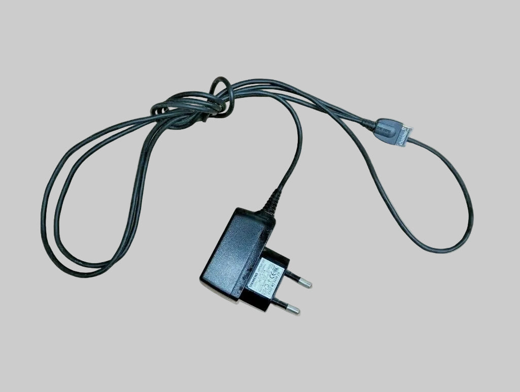 Siemens Original Power Adapter A5BHTN00116341 – 230V AC Input, 5V DC 0.4A Output