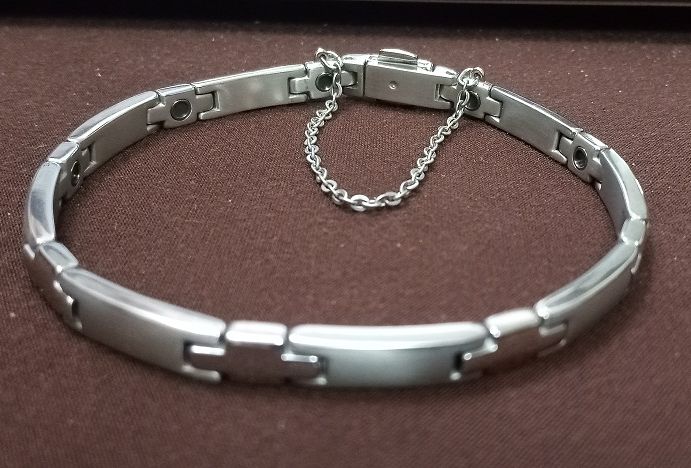 Bracelets for fashion Smart Girls Unique Women Gift