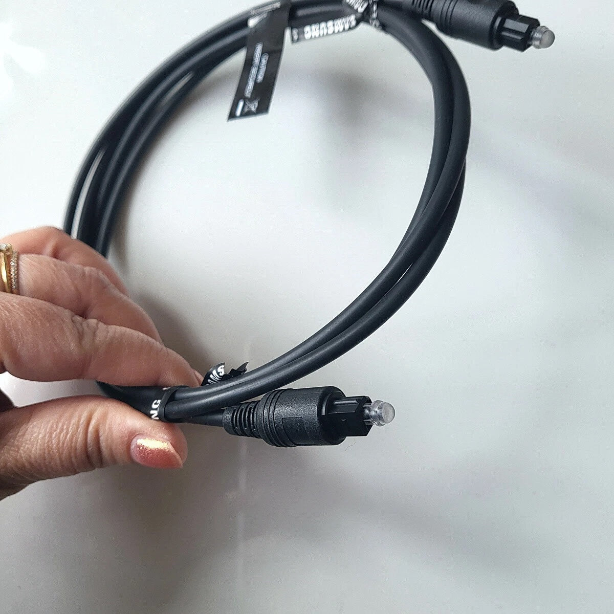 Optical Cable 1.5 Meter toslink-cable  5 FT Digital Fiber Optic Audio Cable Cord Optical SPDIF TosLink Model AH81-11681A High Quality Sound Bar TV Cable, Black