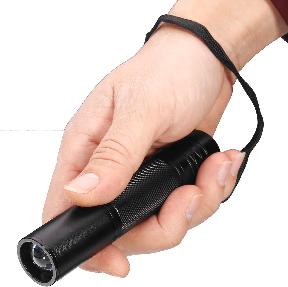 LED Flashlight– Zoomable Night Vision Torch 5W 850 nm Infrared Outdoor IR Illuminator for Night Vision