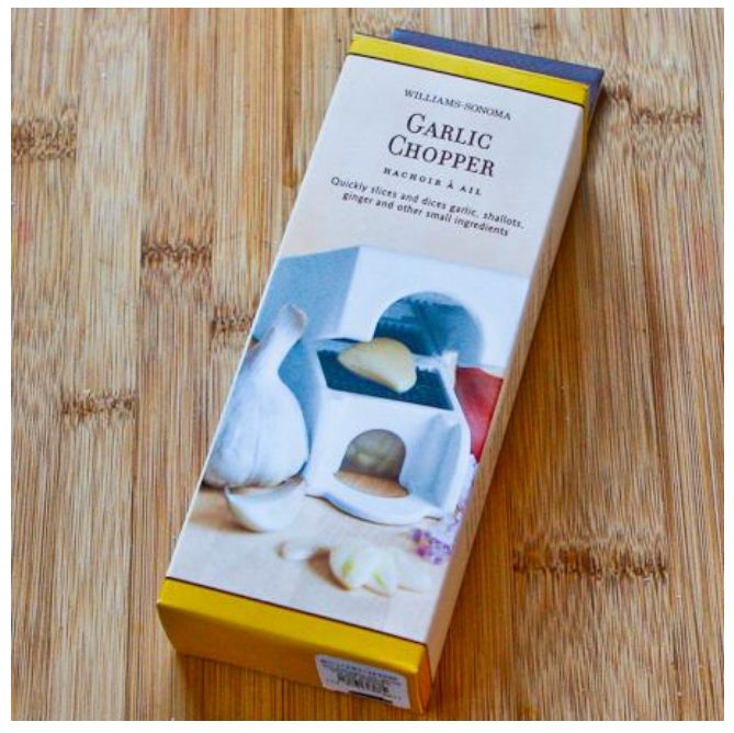Williams-Sonoma Manual Garlic Chopper Quickly slices and dices garlic shallots ginger and other small ingredients