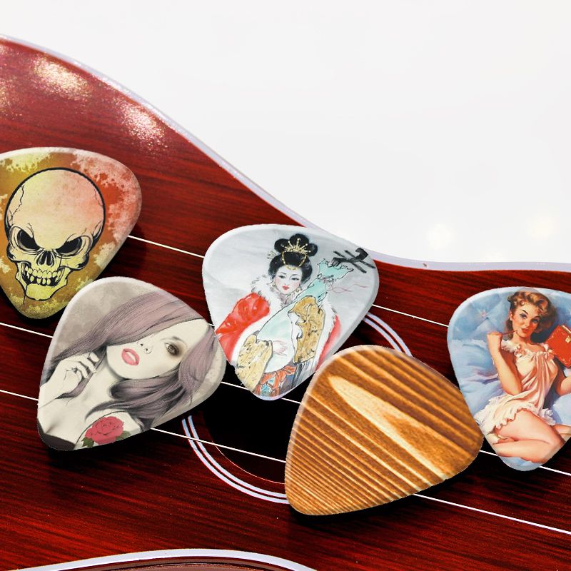 Guitar Picks Set of 3 Pcs 1 Pcs Each Thickness:0.46mm / 0.71mm / 0.96mm Size：30mmx26mm A One World Hi Quality Products