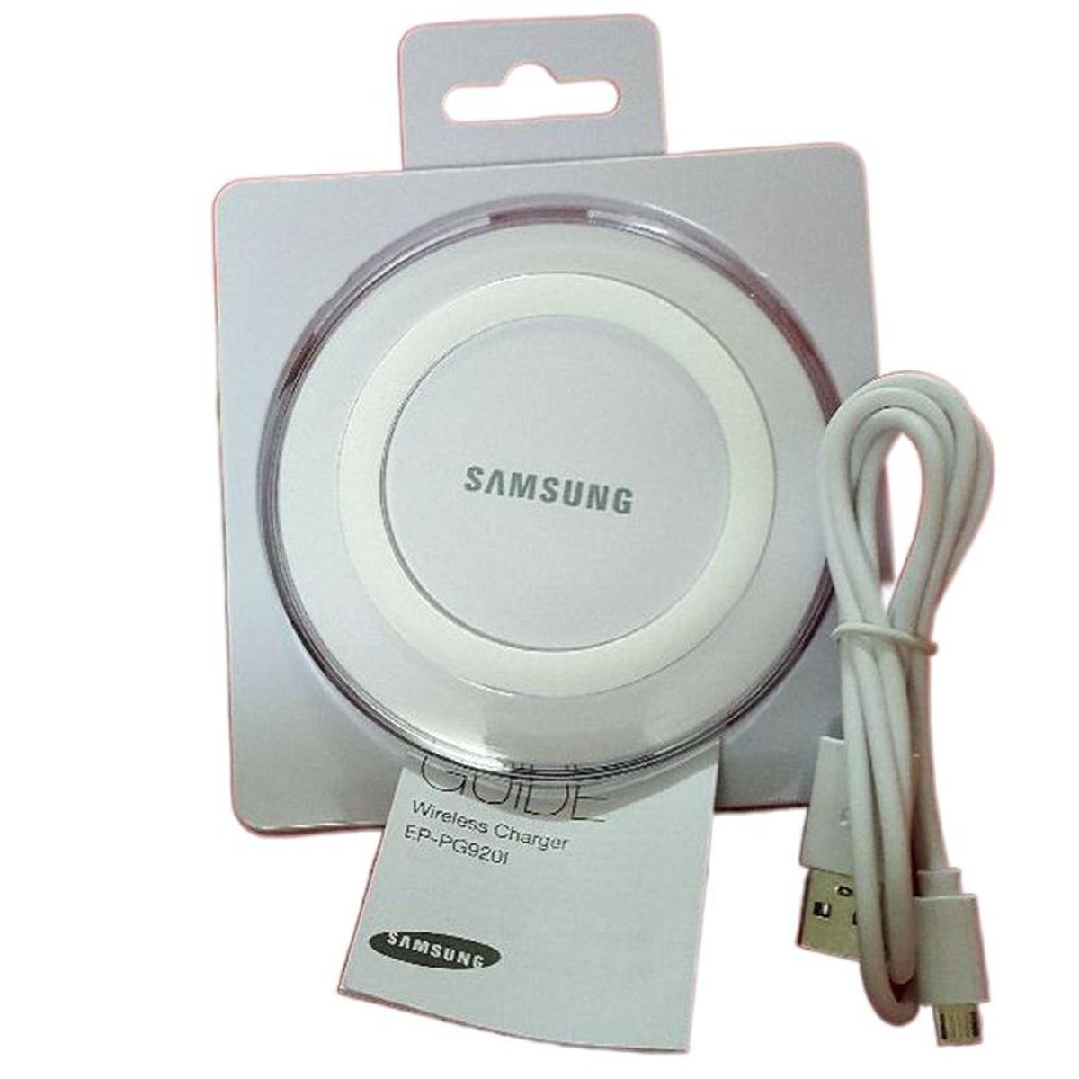 Samsung Qi Certified Wireless Charging Pad with 2A Wall Charger- Supports charging on Qi compatible smartphones including the Samsung Galaxy S8, S8+, Note 8, Apple iPhone 8, iPhone 8 Plus, and iPhone X (US Version)