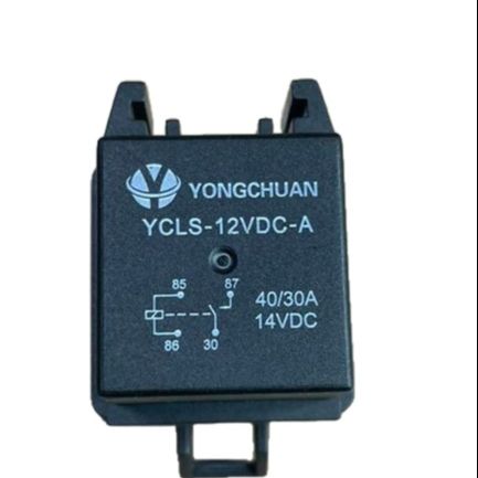 Waterproof 4-pole relay for 12V cars with 40A socket