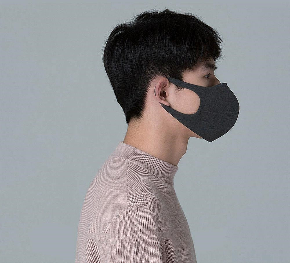Branded Dark Gray Face Mask with Ventilation Valve - Medium Size – Package contents – Order in Pakistan