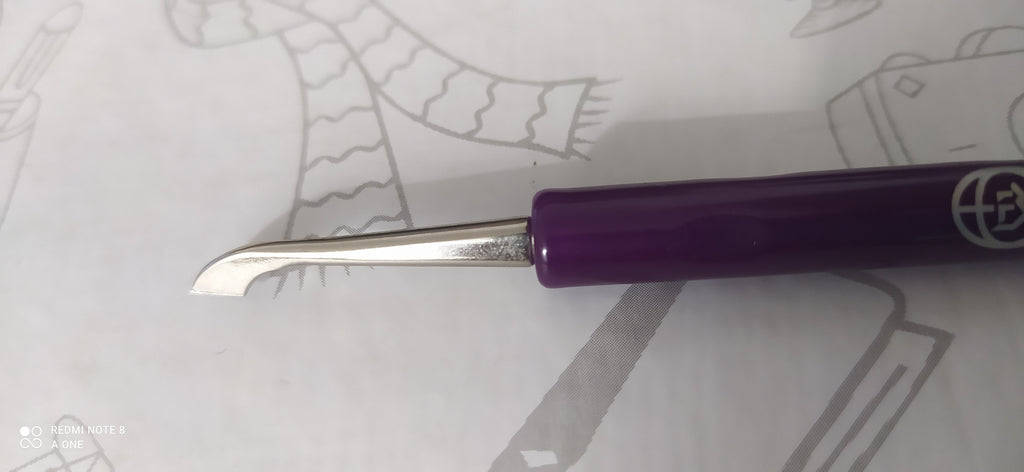 Stainless Steel Ingrown Finger & Toenail Cleaning and Cutting Tool – Dual-Ended Cuticle Pusher, Spoon Knife Gauge Nail Cleaner, Dead Skin Remover for Gel Polish, Manicure & Pedicure (Professional & Personal Use)