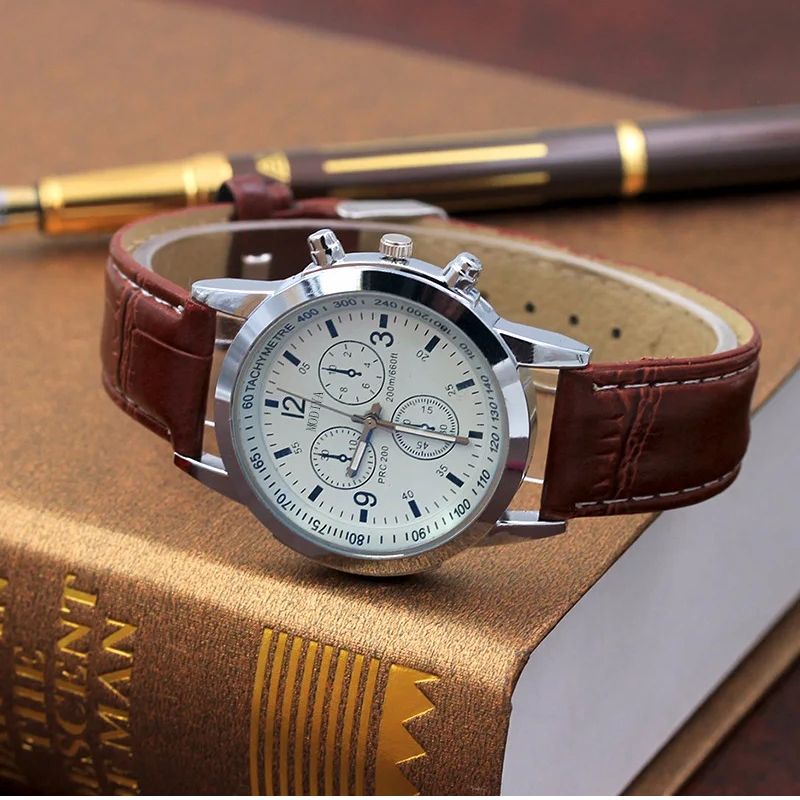 Men Quartz Watch Top Brand Fashion Featured Three Eyes Watch Quartz Men's Watch Leather Belt Men's Black White Glass Belt M