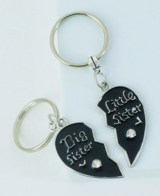 Big Sister Little Sister Love KeyRing 2 Pcs Metal keychain