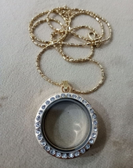 Rose Gold Circle Magnetic Floating Charm Locket 30mm x 30mm with 25 Inches Chain Pendant A One Gift