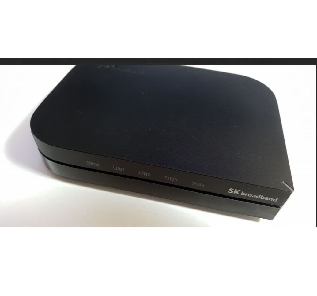 Network Switch 5 Port – High Speed Ethernet LAN Hub with 4 Gigabit Ports for Home Office Internet Sharing
