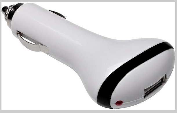 Universal USB Car Charger 1000mA – Single Port Vehicle Charger