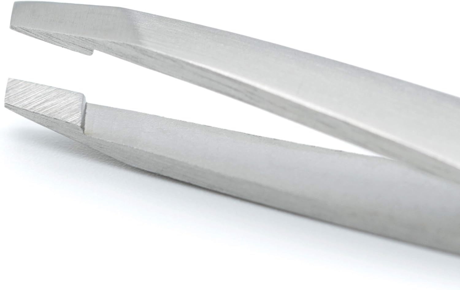 Slant Tweezer Handmade Professional Eyebrow Facial & Hair Remover No gaps superior quality 1 pack (slant) Silver