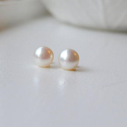 White Freshwater Pearl Stud Earrings 10mm for Women &amp; Girls – Elegant Fashion Jewelry