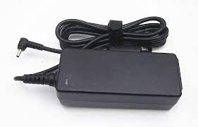 **⚡ Eee Netbook Charger – 19V 2.1A Power Adapter (2.5 × 0.7mm Tip)