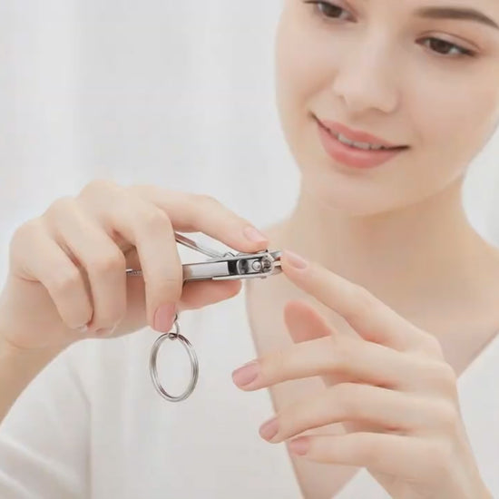 Foldable_Nail_Cutter_Keychain